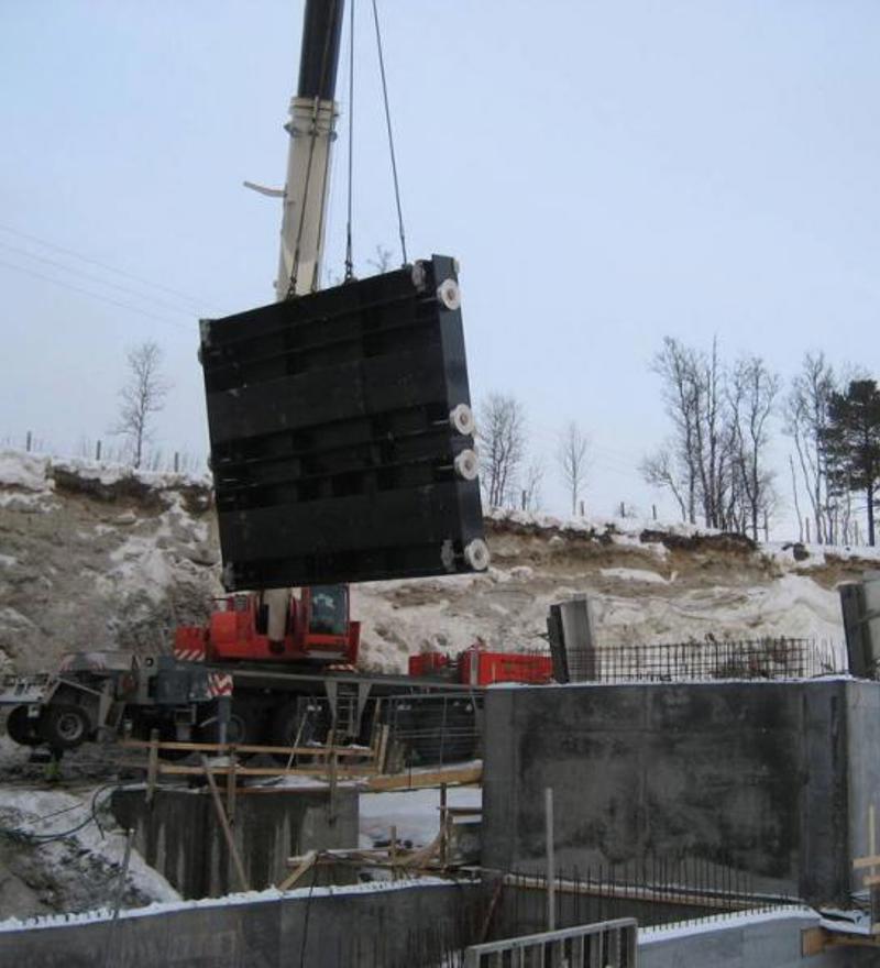 Kraftverksdør produsert på Mekanor, Os i Østerdalen, for AS Norfo - Ormhaugfossen Kraftverk